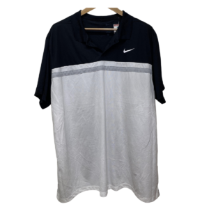 Camisa, Marca Nike, Talla XXL, Medidas: Ancho 74 cm y Alto 81 cm