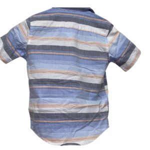 Camisa, Marca Wrangler, Talla 4/5, Medidas: Ancho 38 cm y Alto 49 cm