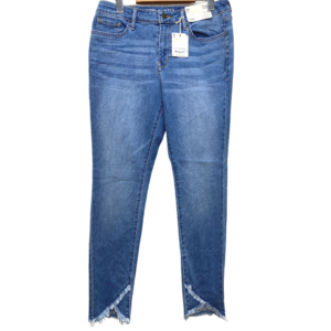 Jeans nuevo, Marca a.n.a, Talla 12, Medidas: Ancho 42 cm y Alto 91 cm