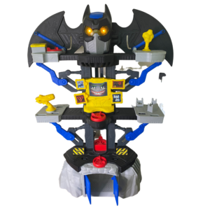 Torre de Batman,  Medidas: Ancho 39 cm y Alto 71 cm