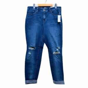 Jeans nuevo, Marca Style & co, Talla 12, Medidas: Ancho 43 cm  y Alto: 95 cm