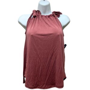 Blusa nueva, Marca Green Envelope, Talla S, Medidas: Ancho 47 cm  y Alto: 51 cm