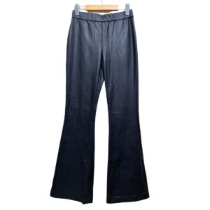 Pantalón nuevo, Marca Vero Moda, Talla S, Medidas: Ancho 34 cm  y Alto: 102 cm