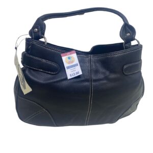 Cartera Color Negro Marca Nine West, Medidas 22cm de alto y 28cm de largo