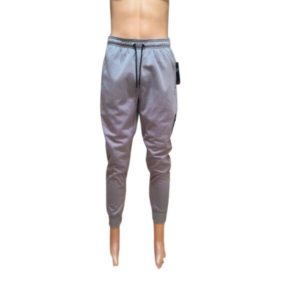Pans De Caballero/Gris Nuevo , Marca REEBOK, Talla M - 44 cm de ancho