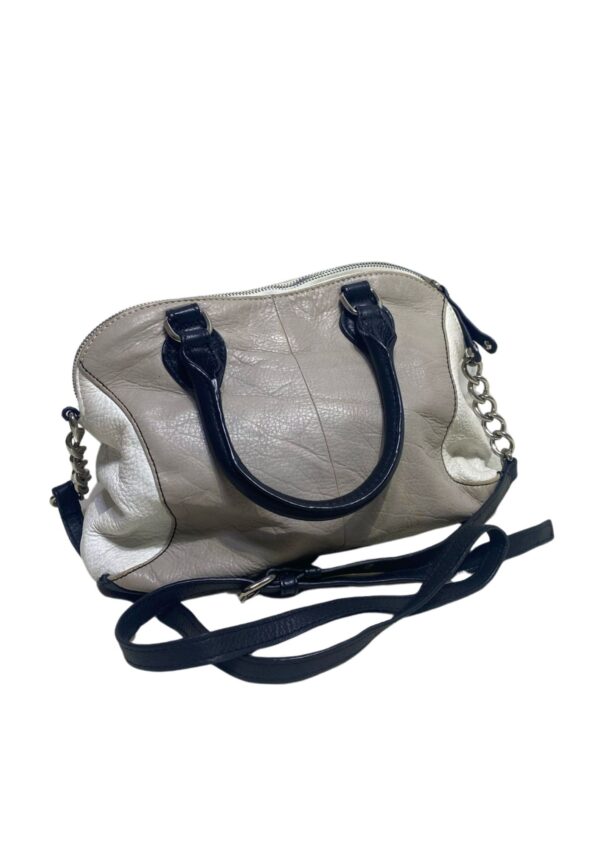 Cartera A.b , Medidas 20cm de alto y 29cm de largo - Imagen 2