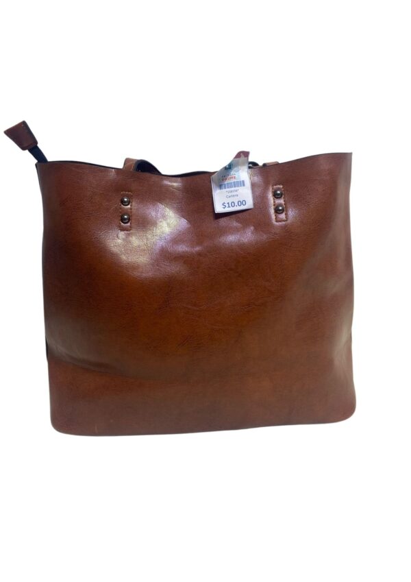 Cartera Color Café , Medidas 27cm de alto y 30cm de largo - Imagen 2