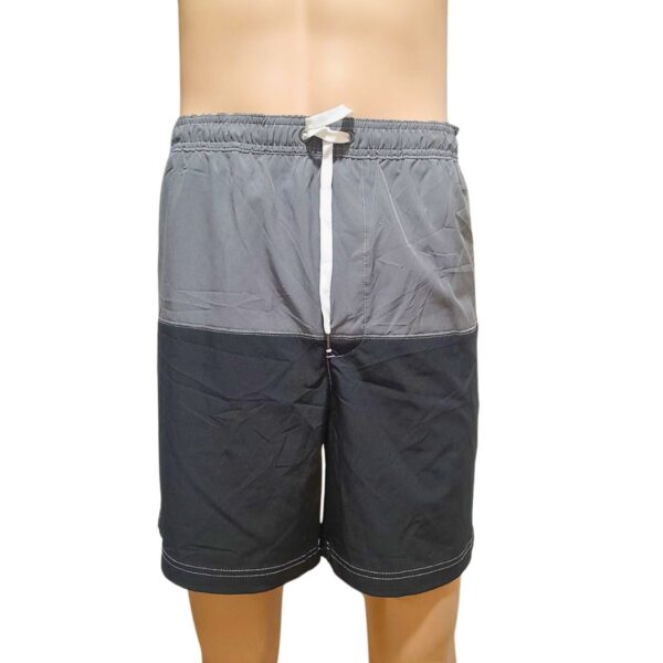 Short Caballero/Gris con Negro Nuevo, Marca SONOMA, Talla L - 47 cm de ancho