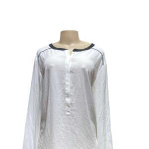 Blusa Manga Larga Blanca Nueva, Medidas 65cm de ancho y 76cm de largo, Marca Vince Camuto, Talla XXL