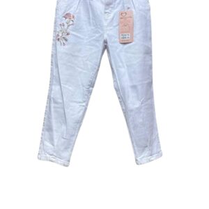 Pantalon Blanco Nuevo, Medidas 37cm de ancho y 75cm de largo, Marca Risy”s, Talla 28