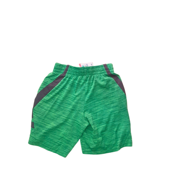 Calzoneta Verde Deportiva, Marca TEK GEAR, Talla 8T - 30 cm de ancho - Imagen 2