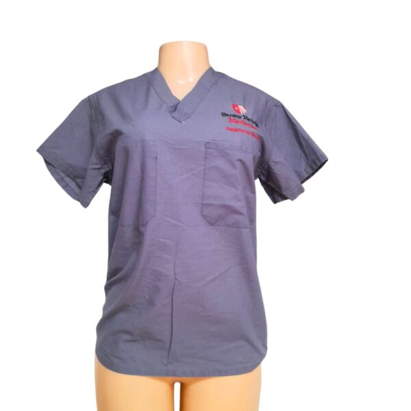 Camisa scrubs Gris, Marca MEDLINE, Talla S - 51 cm de ancho