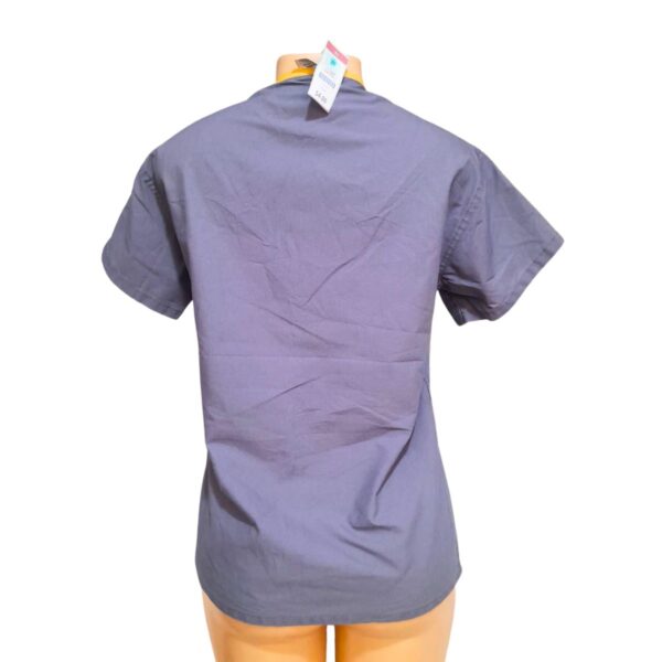 Camisa scrubs Gris, Marca MEDLINE, Talla S - 51 cm de ancho - Imagen 2