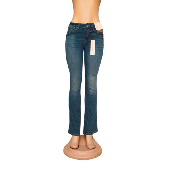 Jeans Dama Azul Claro Acampanado/ Nuevo, Marca VINTAGE/AMERICA, Talla 26 - 37 cm de ancho