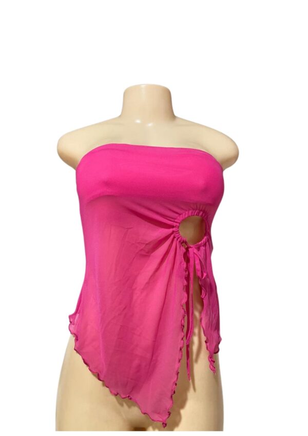 Blusa Rosada,Medidas 36cm de ancho y 35cm de largo, Marca Shein , Talla M