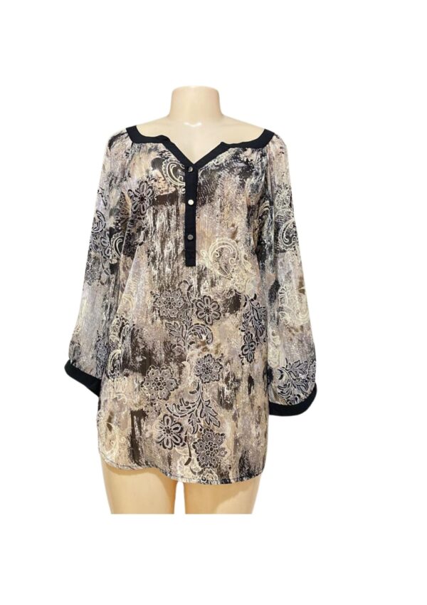 Blusa,Medidas 65cm de ancho y 73cm de largo, Marca Dressbarn, Talla XXL