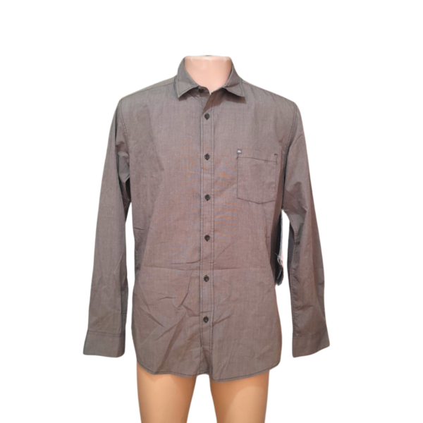 Camisa Manga Larga/Nueva, Marca QUIKSILVER, Talla M - 65 cm de ancho