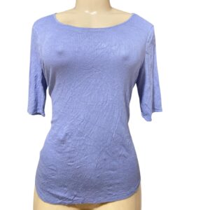 Blusa Celeste,Medidas 54cm de ancho y 58cm de largo, Marca APT.9, Talla S