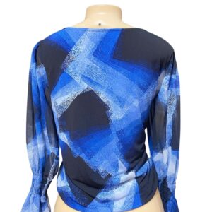 Blusa,Medidas 56cm de ancho y 57cm de largo, Marca Alfani, Talla L
