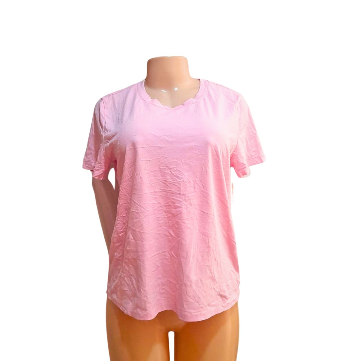 Blusa Rosada Cuello Redondo, Marca GAP, Talla M – 52 cm de ancho