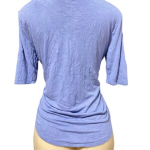 Blusa Celeste,Medidas 54cm de ancho y 58cm de largo, Marca APT.9, Talla S