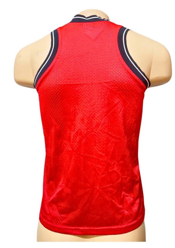 Blusa,Medidas 47cm de ancho y 61cm de largo, Marca Balera, Talla M - Imagen 2