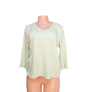 Blusa Slim Verde Claro / Manga 3/4, Marca KAREN/SCOT, Talla M – 5 cm de ancho