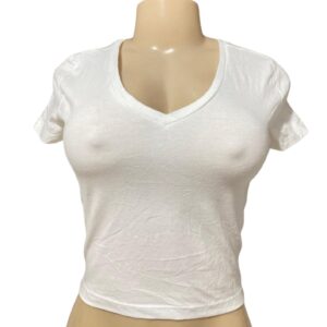 Blusa Blanca,Medidas 35cm de ancho y 43cm de largo, Marca Wild Fable, Talla M