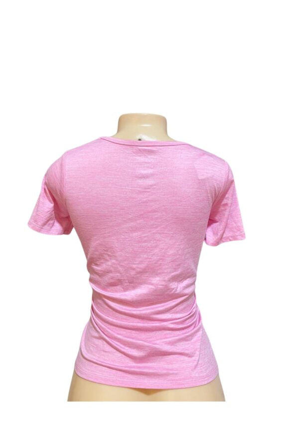 Blusa,Medidas 46cm de ancho y 60cm de largo, Marca All in motion, Talla L - Imagen 2
