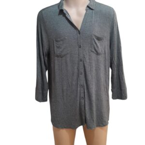 Camisa,Gris Medidas 54cm de ancho y 74cm de largo, Marca Merona, Talla XL