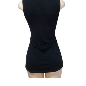 Blusa Negra,Medidas 43cm de ancho y 63cm de largo, Marca Color Bear, Talla S