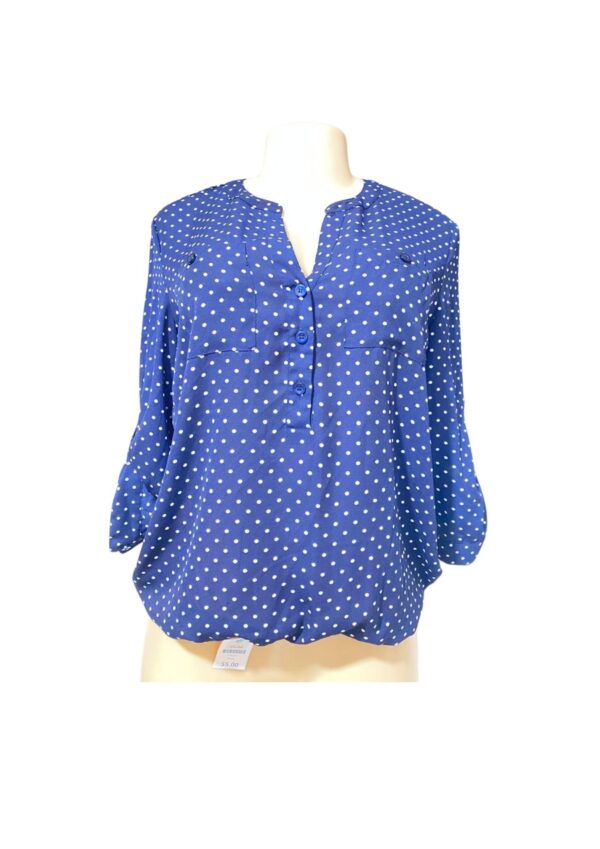 Blusa,Medidas 42cm de ancho y 67cm de largo, Marca New York Company, Talla S