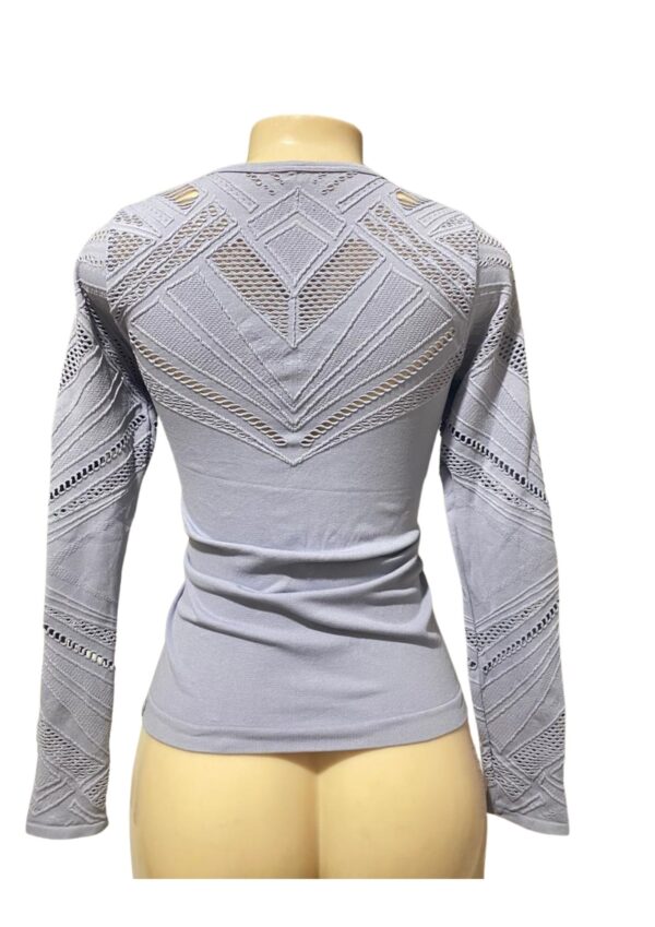 Blusa,Medidas 41cm de ancho y 60cm de largo, Marca , Talla M - Imagen 2