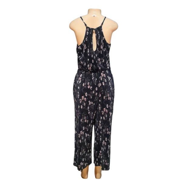 Enterizo Floreado Negro, Marca , Talla M - 47 cm de ancho - Imagen 2
