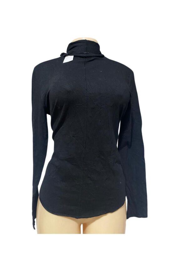 Blusa,Medidas 48cm de ancho y 71cm de largo, Marca Gap, Talla L