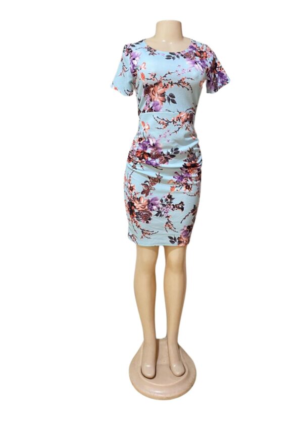 Vestido Nuevo,Medidas 41cm de ancho y 97cm de largo, Marca Pink Blush, Talla L