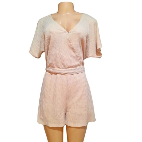 Vestido De Dama , Marca H.M , Talla M - 46 cm de ancho