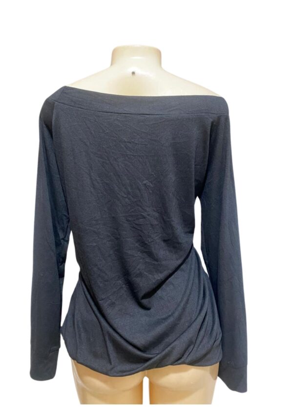 Blusa,Medidas 58cm de ancho y 75cm de largo, Marca Halife, Talla L - Imagen 2
