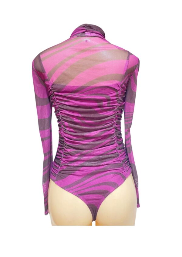 Blusa,Medidas 42cm de ancho y 63cm de largo, Marca Nine West, Talla M - Imagen 2