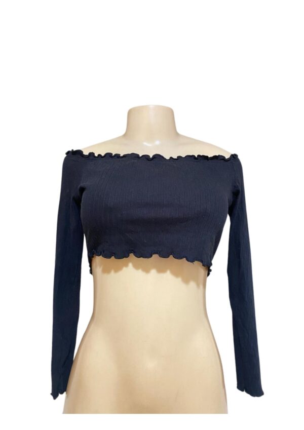 Blusa,Medidas 44cm de ancho y 26cm de largo, Marca Shein, Talla XL