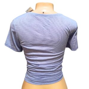 Camiseta Deportiva Morada/ Slim Nuevo, Marca NIKE, Talla S – 48 cm de ancho