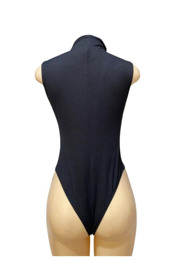 Blusa,Medidas 36cm de ancho y 73cm de largo, Marca Wild Fable, Talla L - Imagen 2