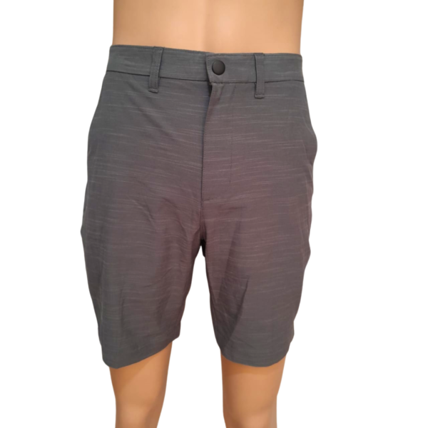 Short Liso Caballero/Gris Nuevo, Marca APT.9, Talla 32 - 44 cm de ancho