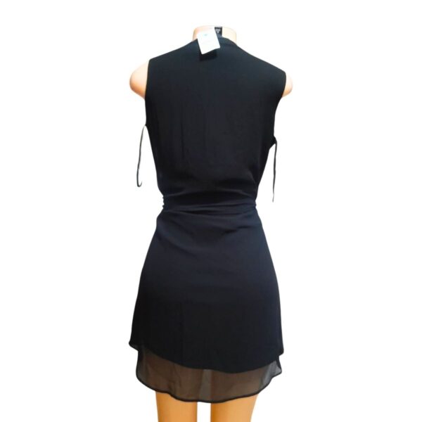 Vestido Negro Manga Corta/ Olgado, Marca BYER, Talla M - 48 cm de ancho - Imagen 2