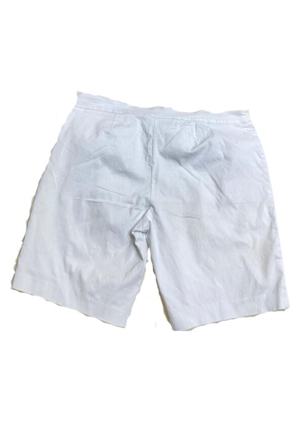 Short Blanco,Medidas 51cm de ancho y 53cm de largo, Marca Time and True, Talla XXL - Imagen 2