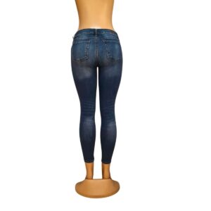 Jeans Dama Azul Claro, Marca KUT, Talla 6S –  41 cm de ancho