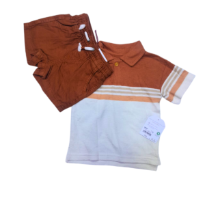 Conjunto Camisa y Short De Niño/ Nueva, Marca LITTLE CO, Talla 6M – 22 cm de ancho