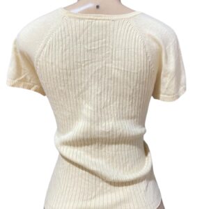 Blusa Amarilla,Medidas 50cm de ancho y 54cm  de largo, Marca , Talla M