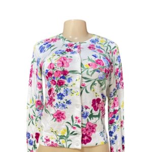 Blusa con Flores,Medidas 46cm de ancho y 58cm de largo, Marca Karen & scott, Talla S