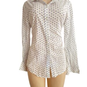 Blusa con Puntos 45cm de ancho y 65cm de largo, Marca Banana Republic, Talla XL